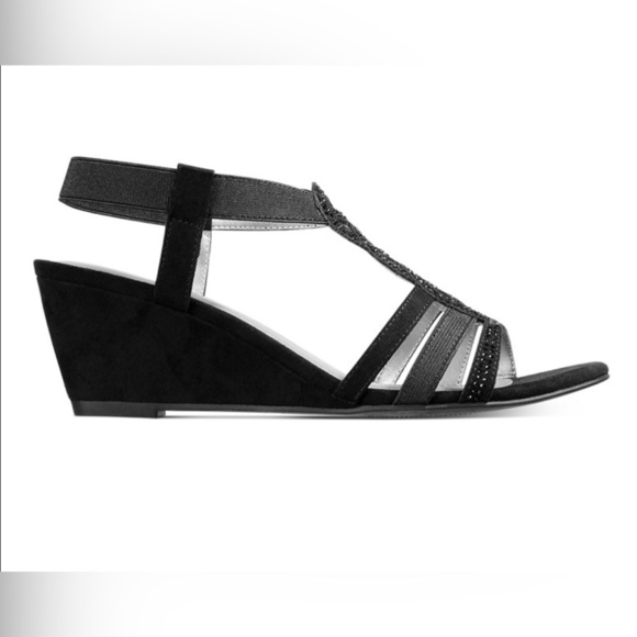 Karen Scott Denice Wedge Sandals - Picture 4 of 7